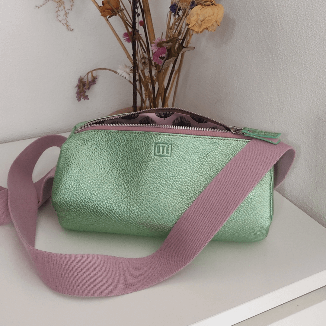 Trendy Barrel | Mint & Rose - One of a kind