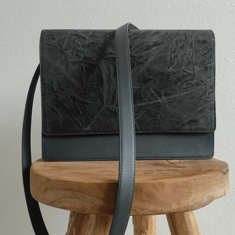 Domino - One of a kind - Gray edition (medium)